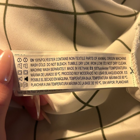 Forever 21 Small White & Green Checkered Shirt - Picture 4 of 4